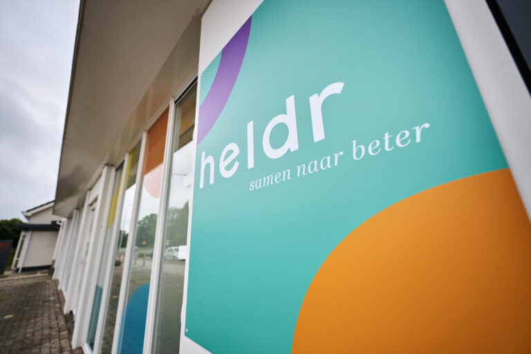 Hulp bij stress- en burn-out klachten Heb je last van stressklachten of burn-outklachten en merk je dat je lichaam signalen geeft? Bij heldr in Emmen & Hoogeveen kijken we samen wat jouw lichaam nodig heeft om weer te herstellen. Neem gerust contact met ons op voor een intakegesprek.